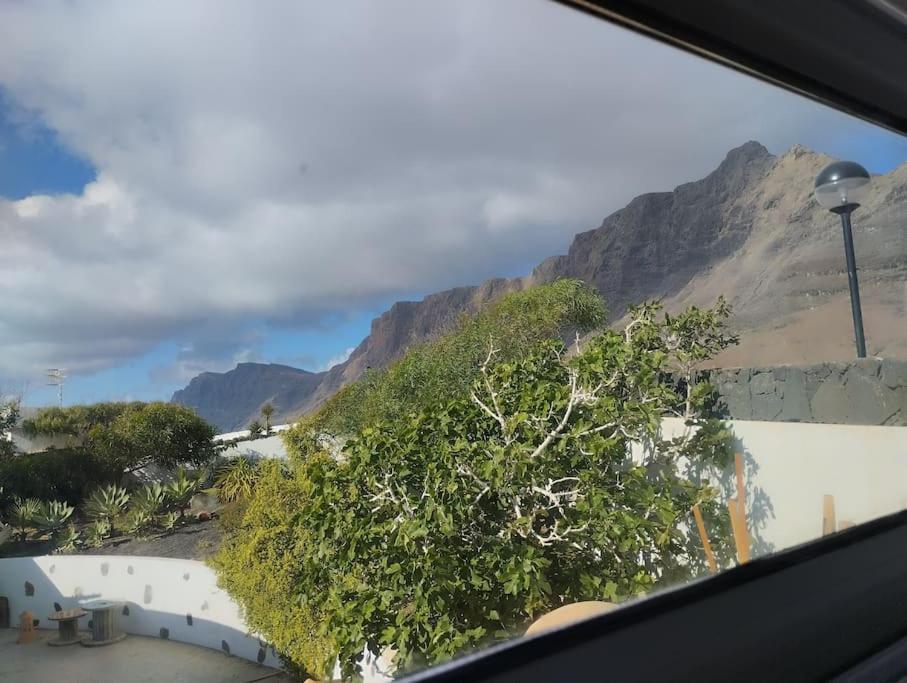 360 View To Ocean And Cliffs Apartment