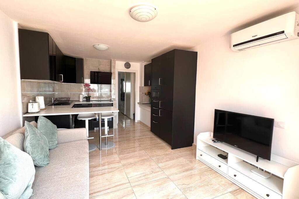 Casa Teddy - And Modern One Bedroom Tías