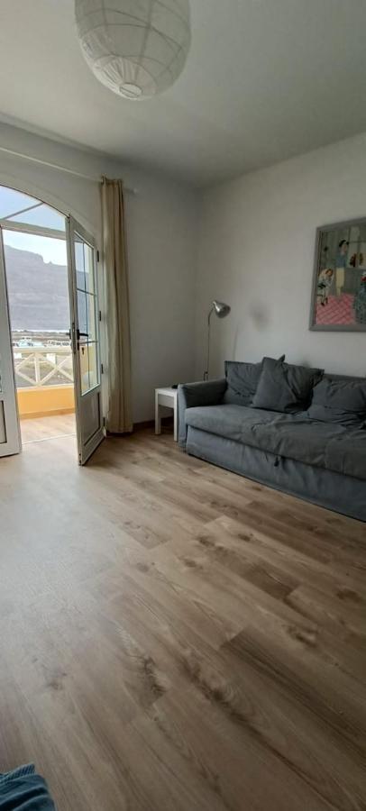Cliff View Apartment