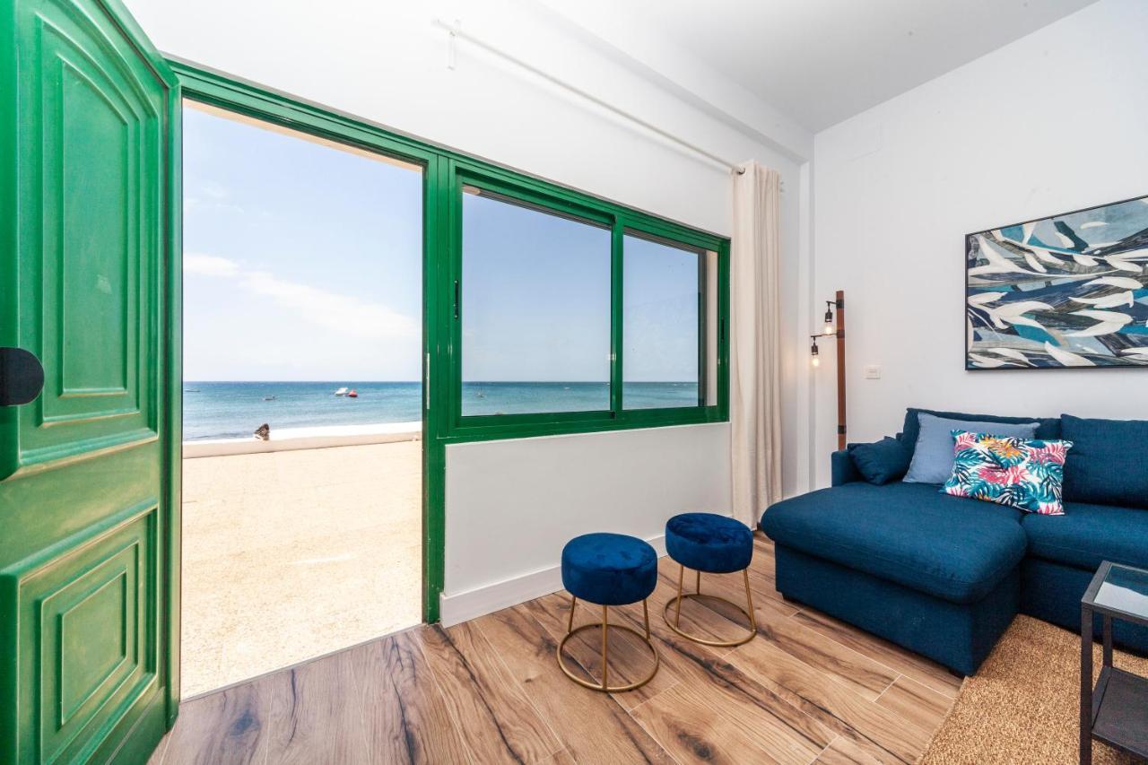 Luxury Sea Front V Apartment