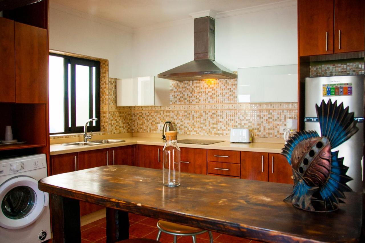 Surf House Apartment Famara