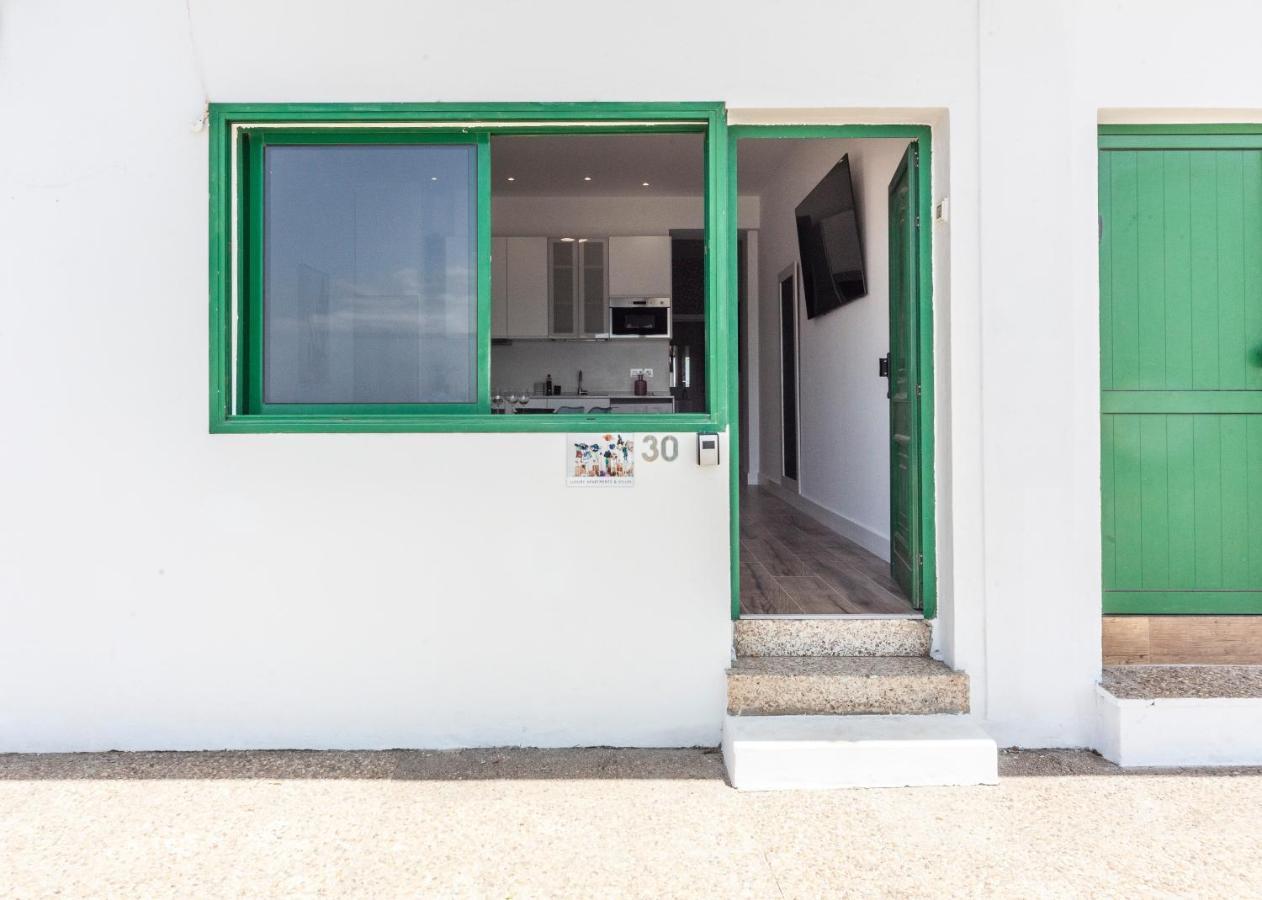 Apartment Luxury Sea Front V