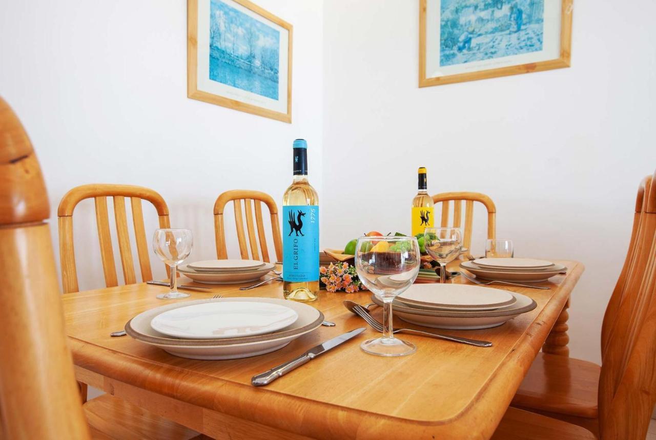 Rosa Lanzarote Villa Costa Teguise