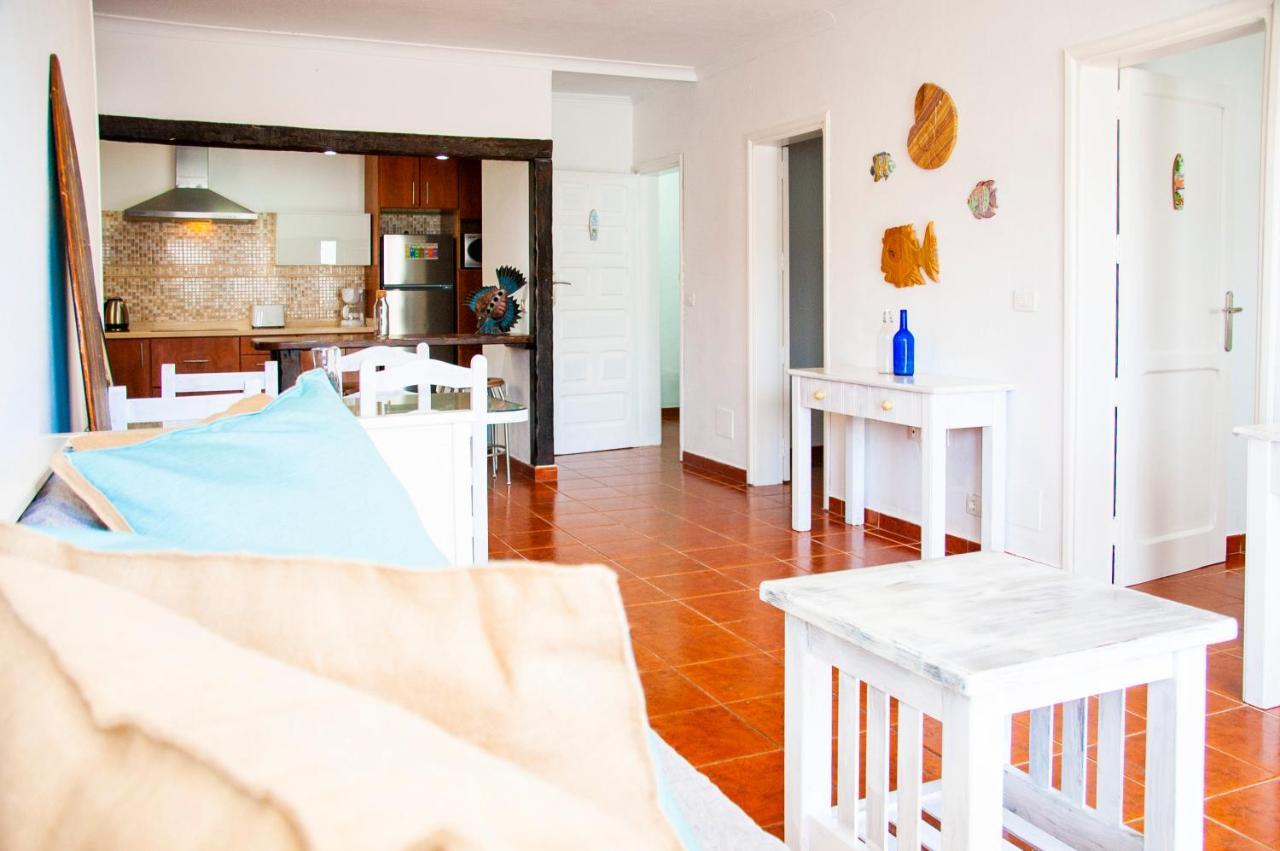 Surf House *