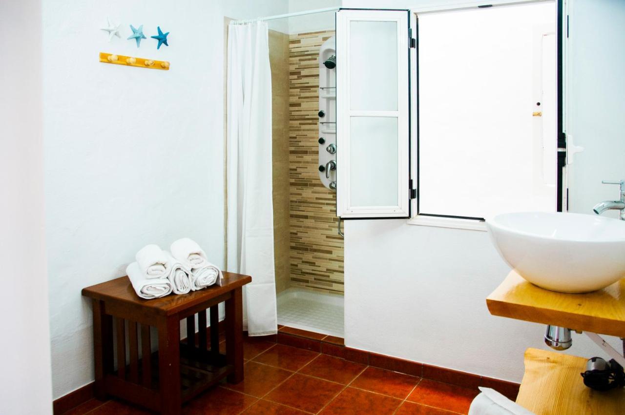 Surf House *