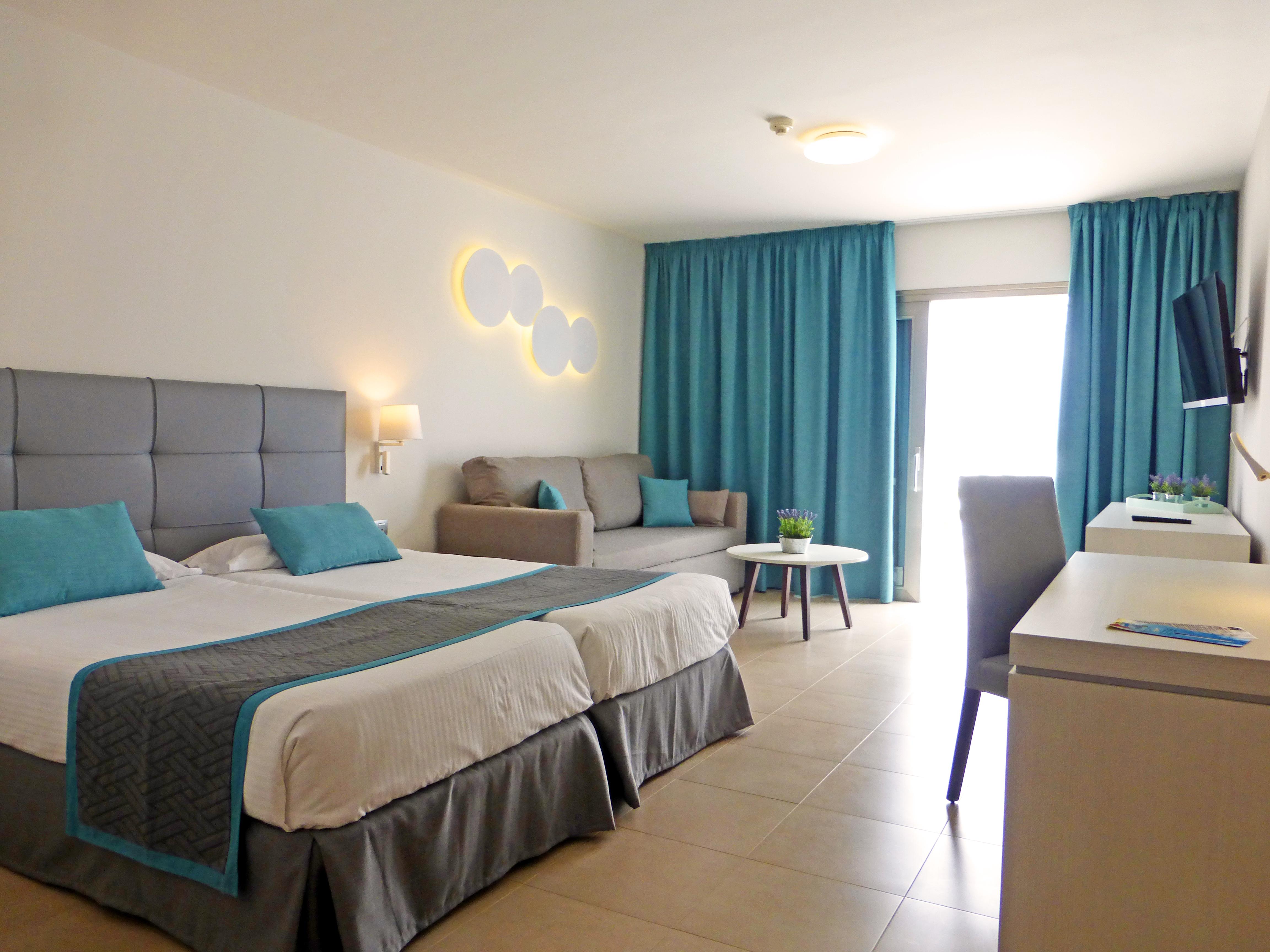 Hotel Costas 4*