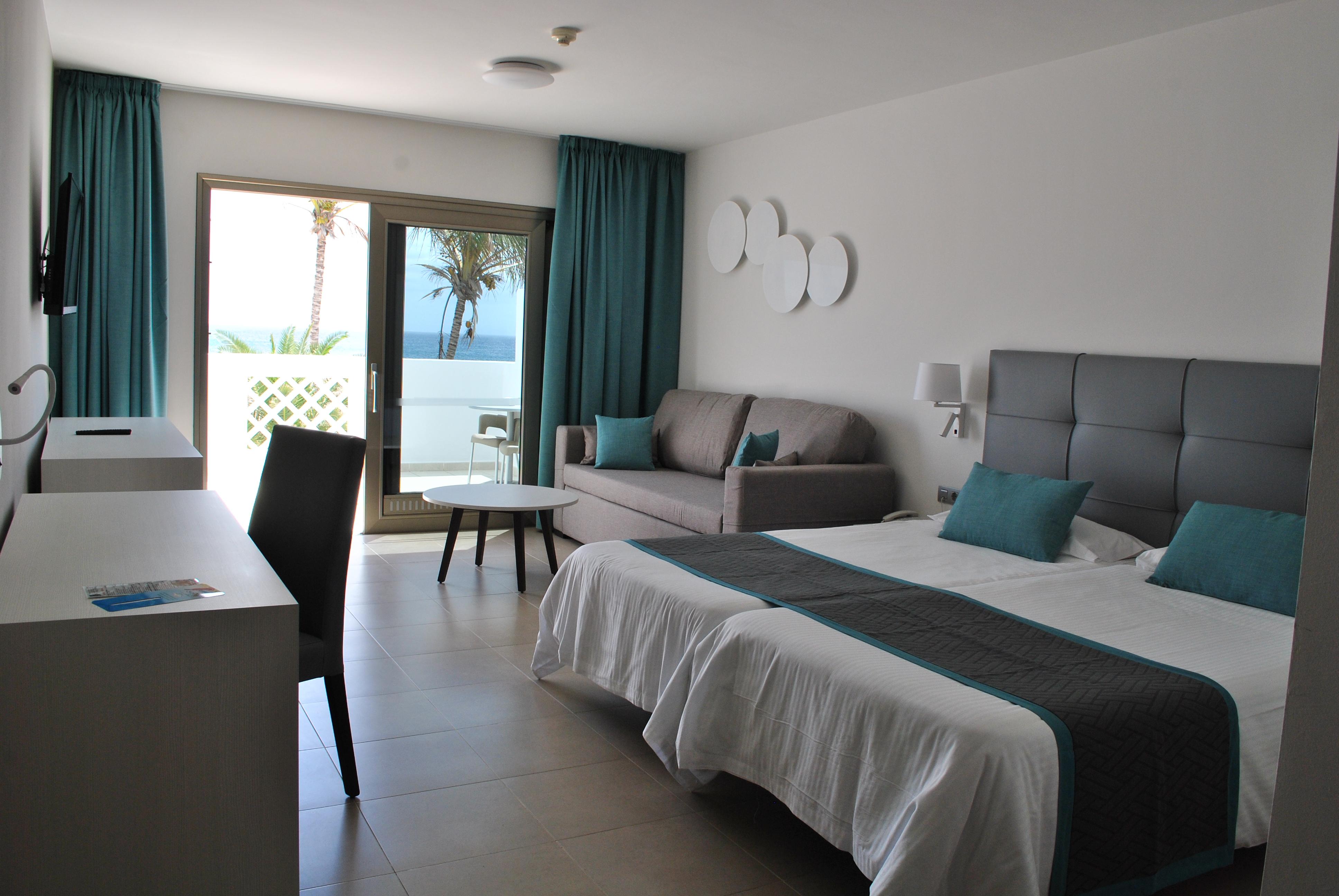 Costas Hotel