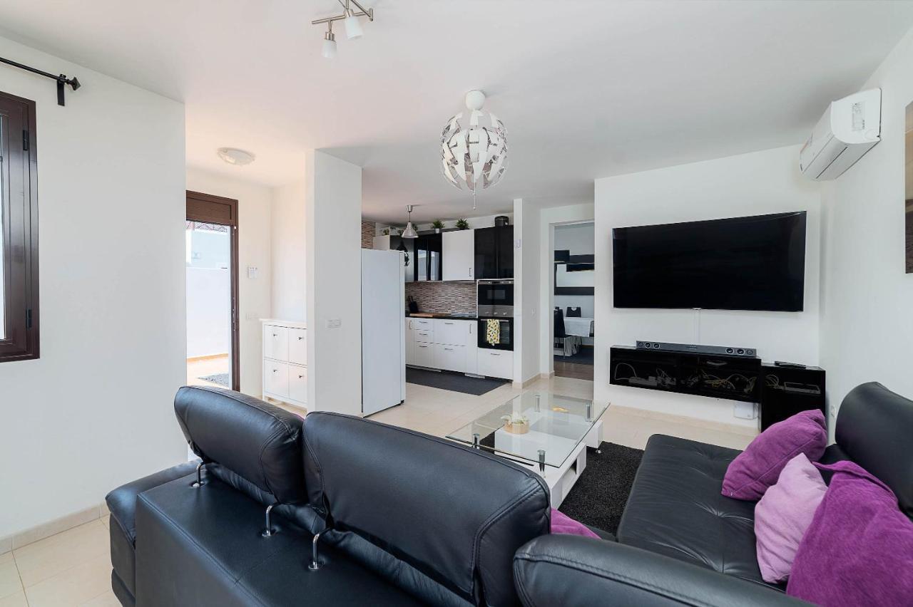 Villa Vv Misy By Hh