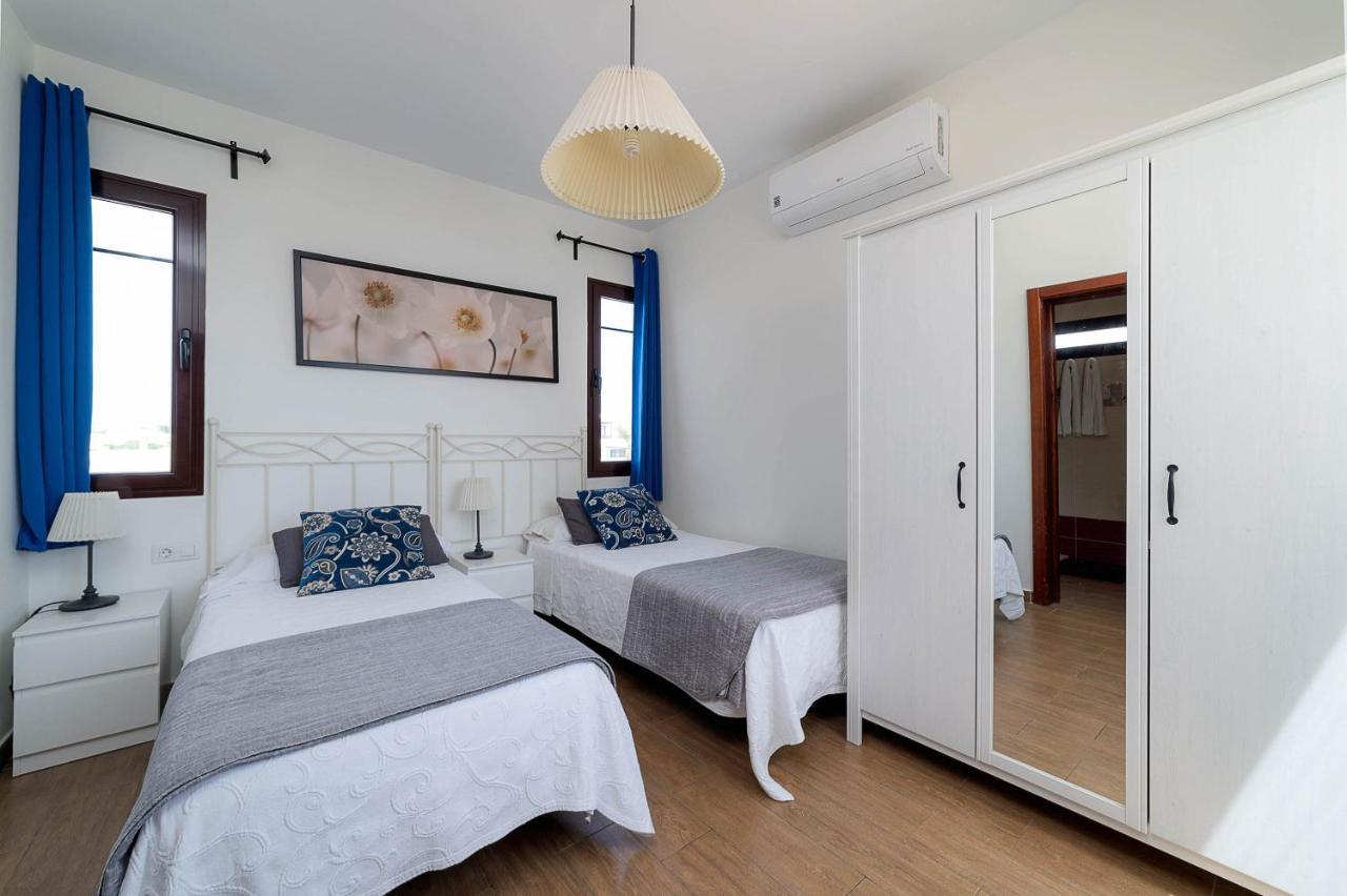 Villa Vv Misy By Hh