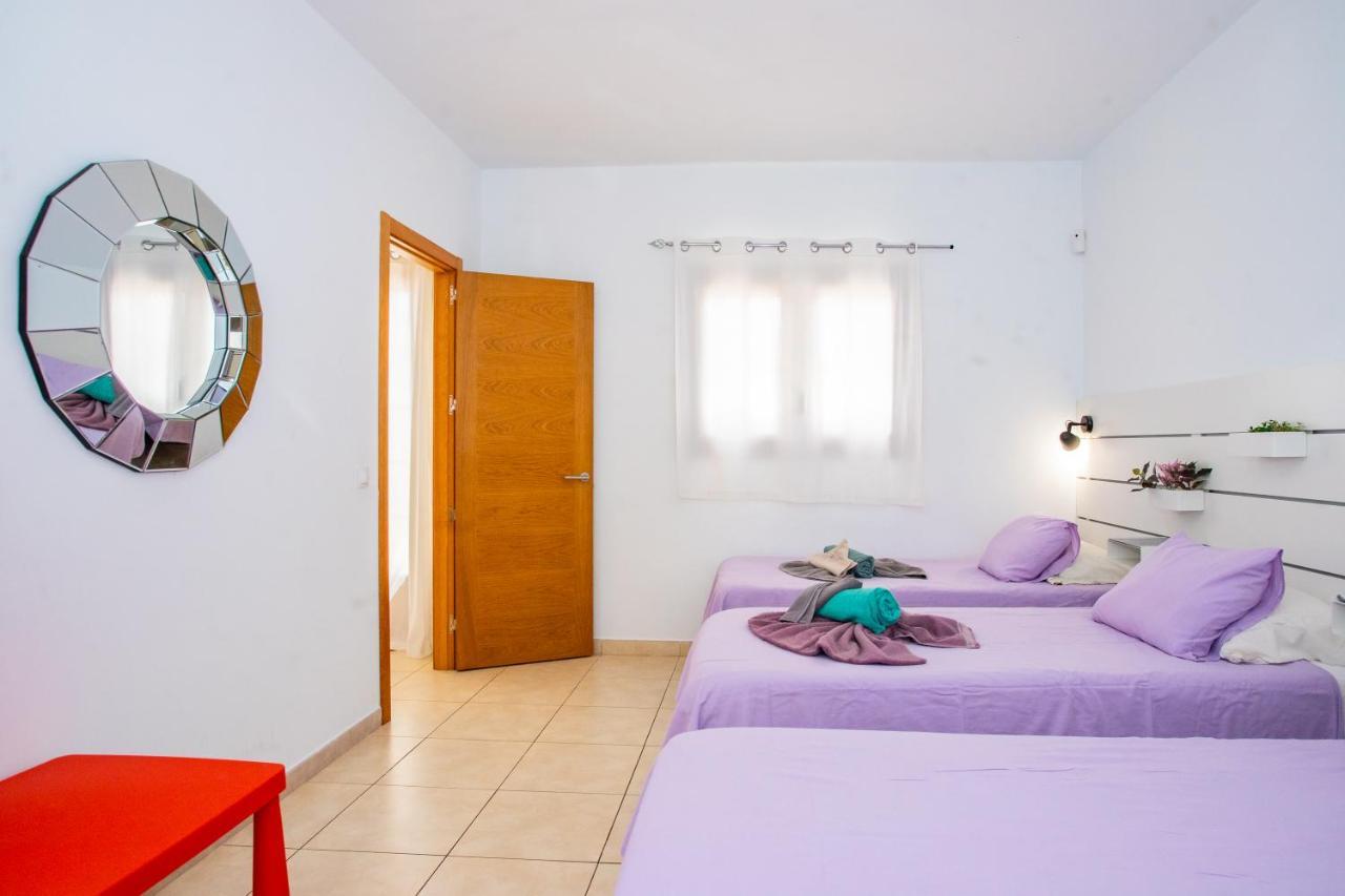 22 Sea Views, Pool,games,hot Tub, Office With Computer+ Wifi Villa *