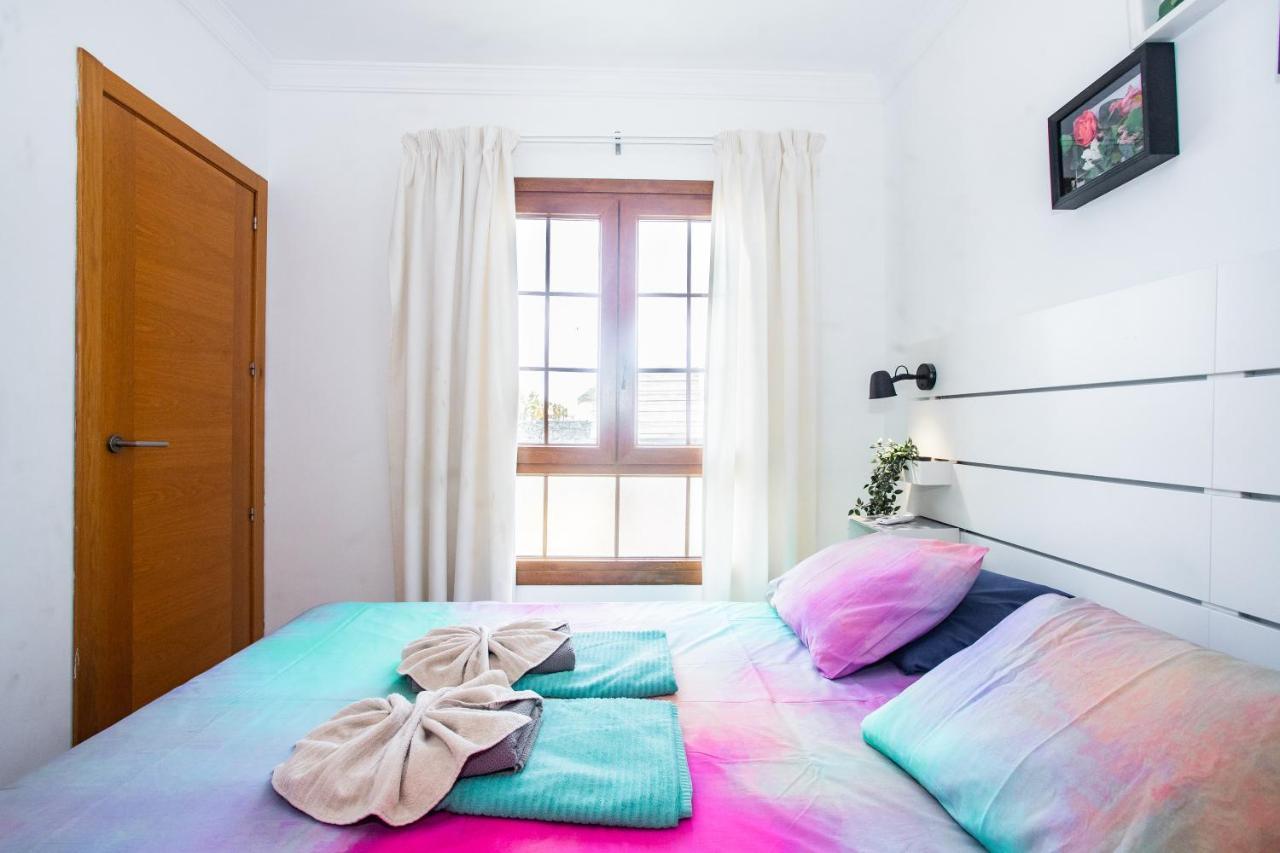 22 Sea Views, Pool,games,hot Tub, Office With Computer+ Wifi * Playa Blanca (Lanzarote)