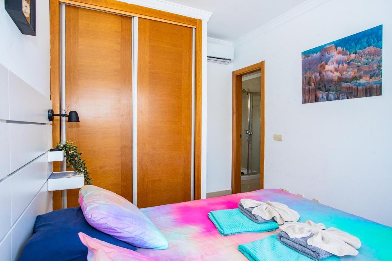 22 Sea Views, Pool,games,hot Tub, Office With Computer+ Wifi * Playa Blanca (Lanzarote)