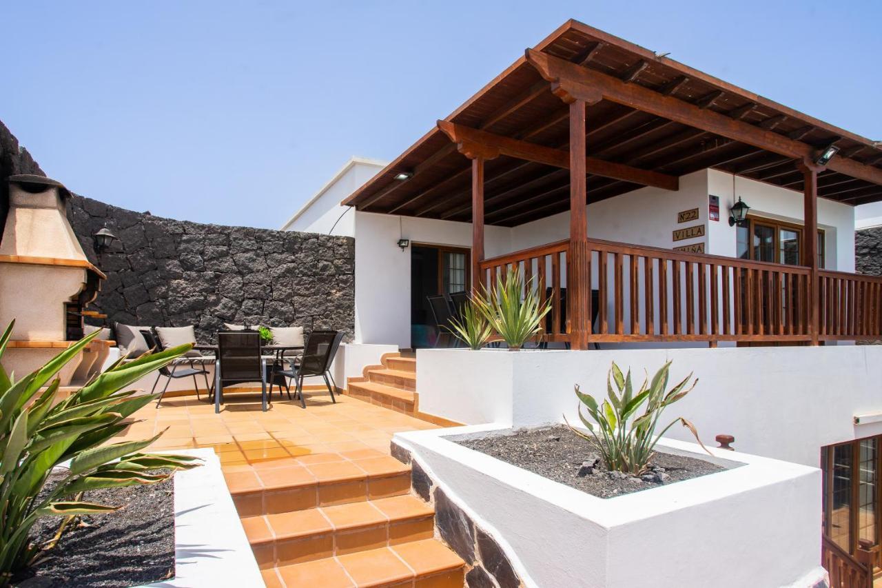 Villa 22 Sea Views, Pool,games,hot Tub, Office With Computer+ Wifi Playa Blanca (Lanzarote)