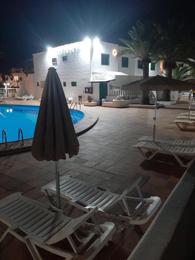 Casa Anna. Pool And Next To The Holiday home *