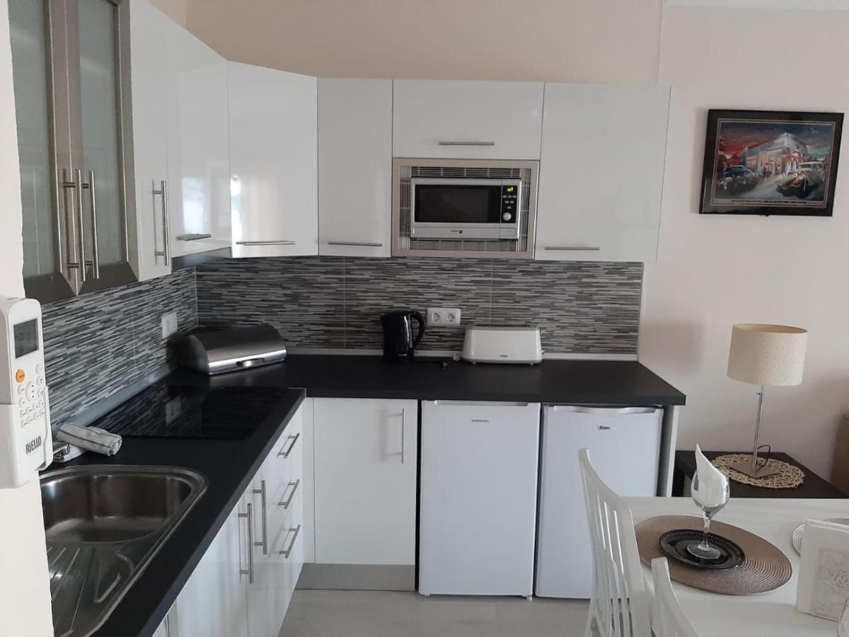 Holiday home Casa Anna. Pool And Next To The Puerto del Carmen (Lanzarote)