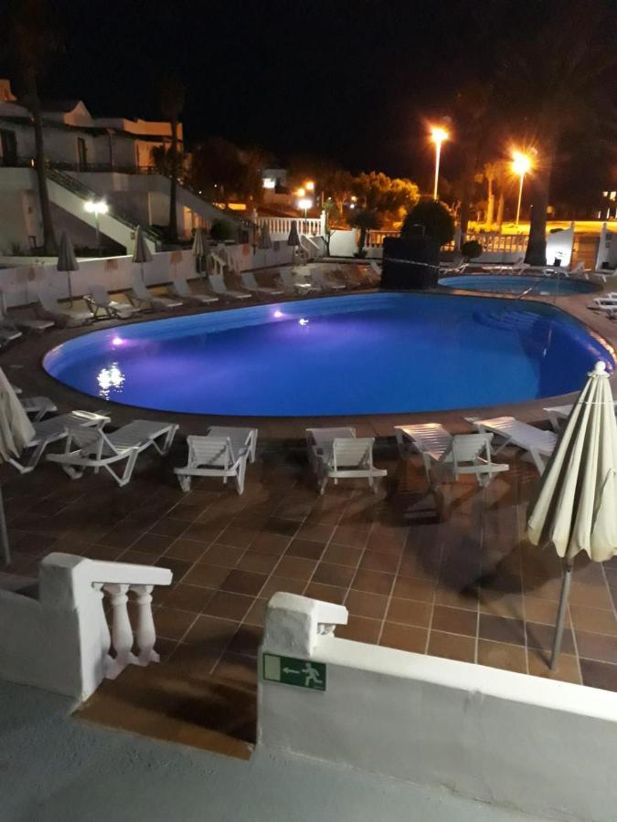 Casa Anna. Pool And Next To The Holiday home
