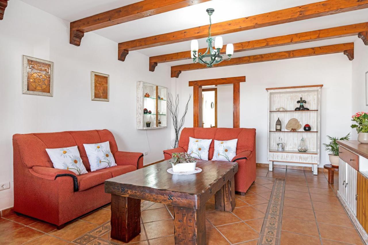 La Casona Holiday home Tias