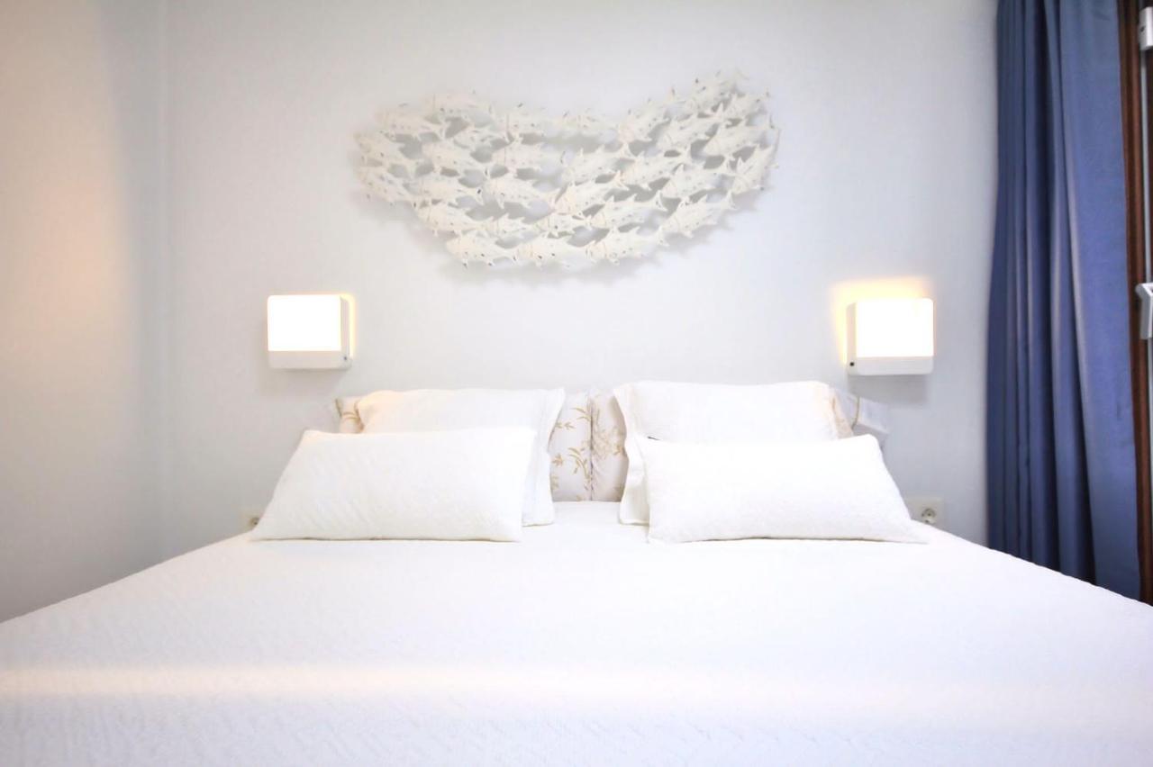 Unique, Stylish & Calm Peces By The Sea Holiday home *