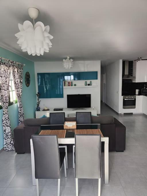 Precioso Apartamento Con Piscina Comunitaria * Tías
