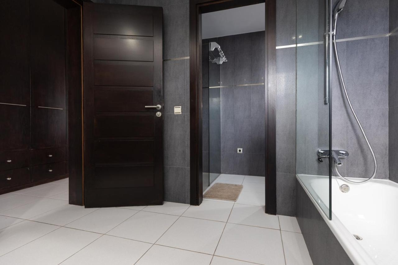Serenity Villa Tias