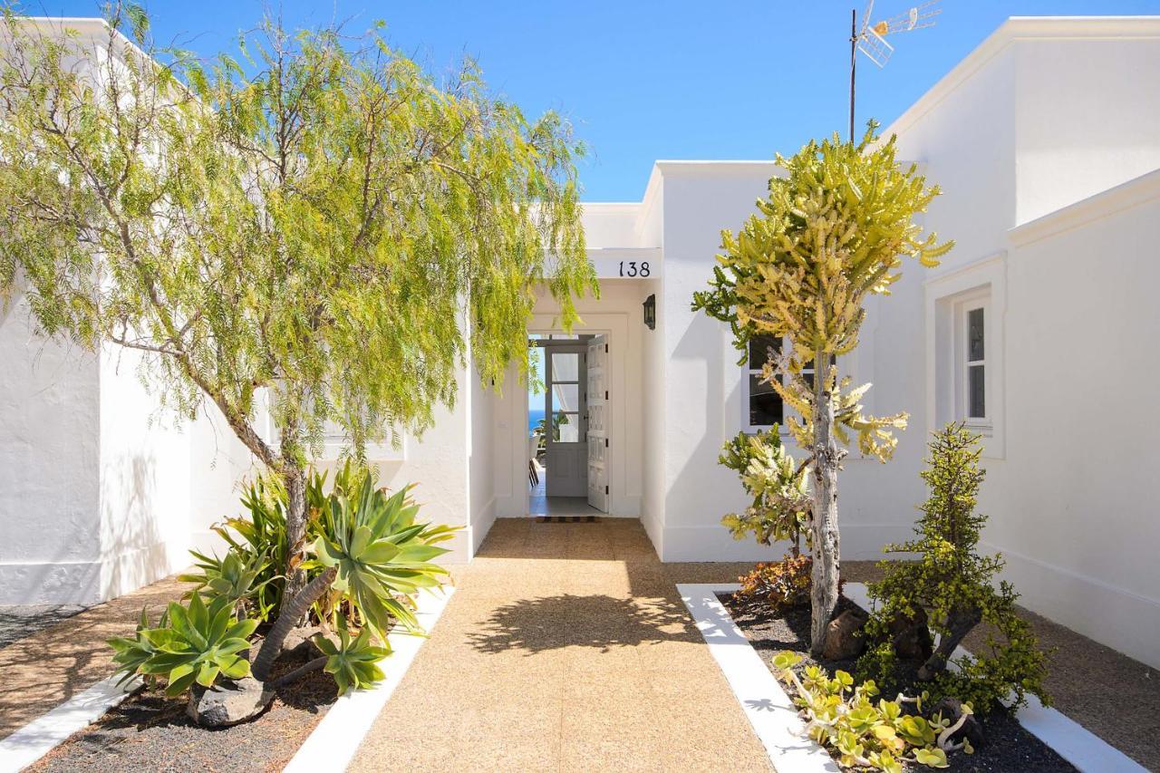 La Casa Del Puerto, * Puerto Calero