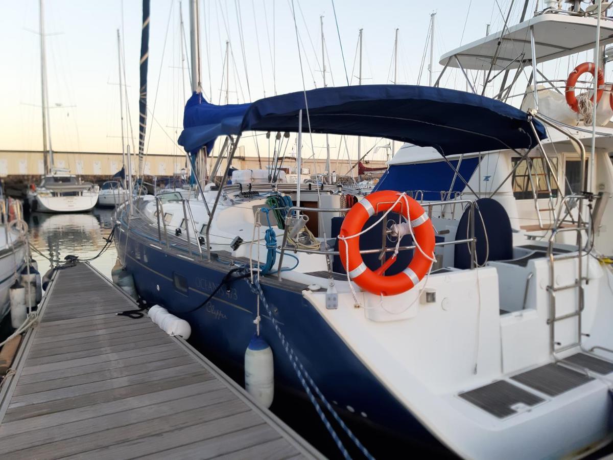 Erima Botel *