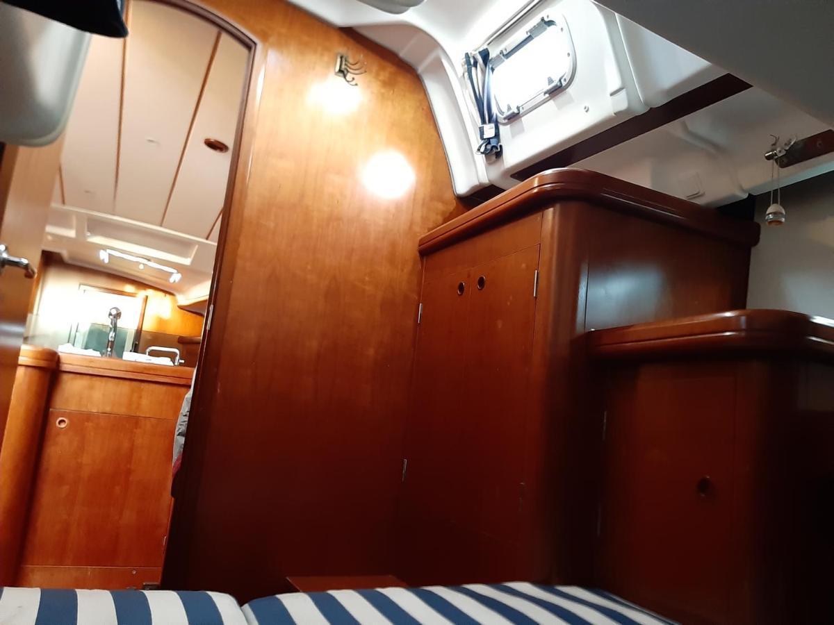 Botel Erima Puerto Calero