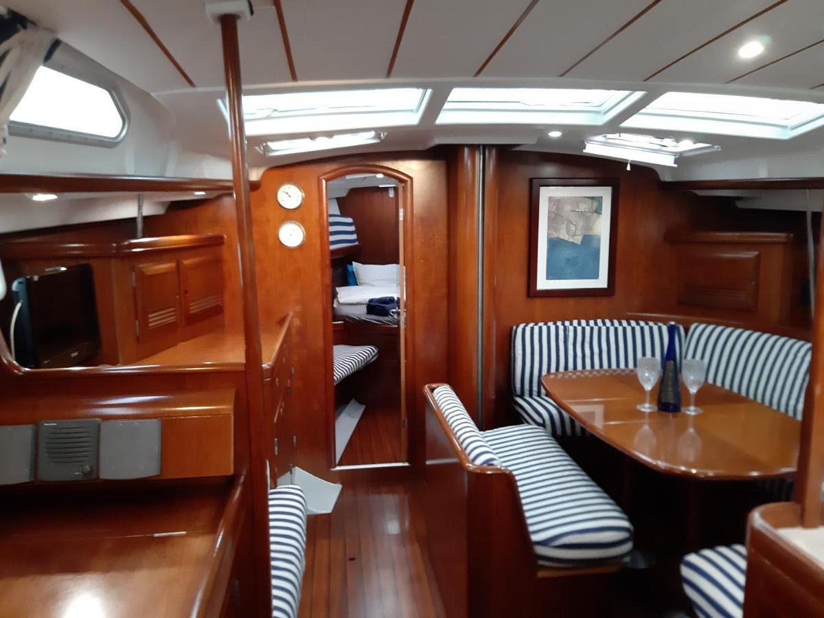 Erima Botel *