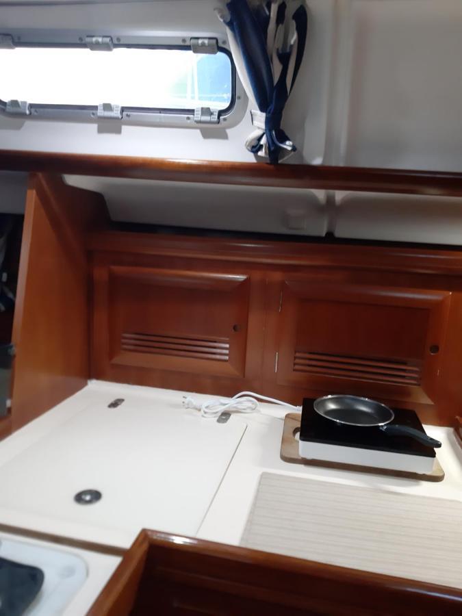 Erima Botel *