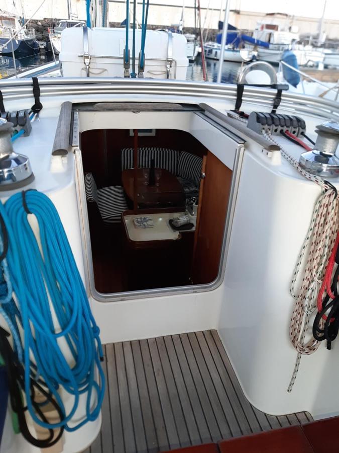 Botel Erima