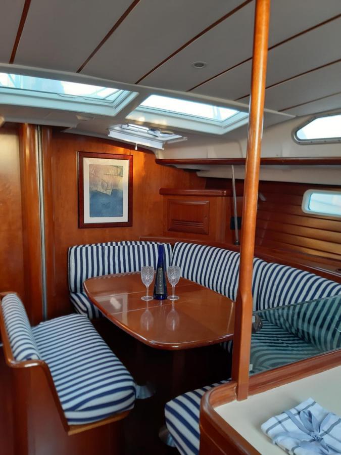 Erima Botel *