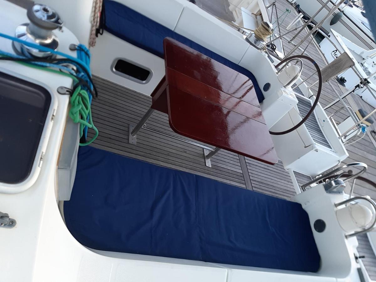 Erima Botel