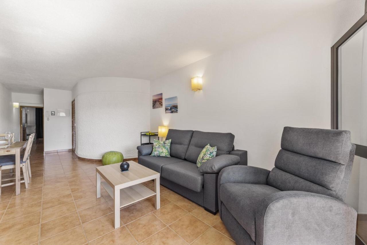 Playa Del Reducto Apartment *