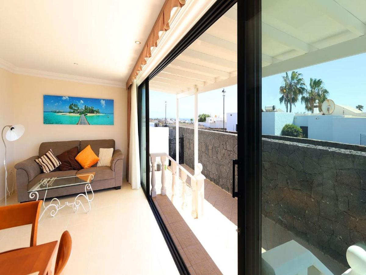 Cosy Lanzarote 3 Bedrooms Heated Pool Honey Villa