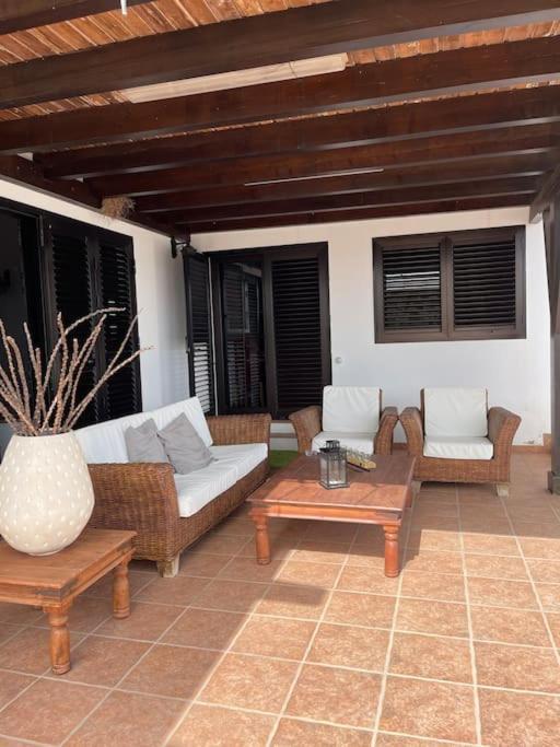 Petronila Tias, Lanzarote Apartment *