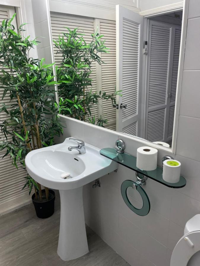 Sea View 2-bedroom Colony Club Apartamento