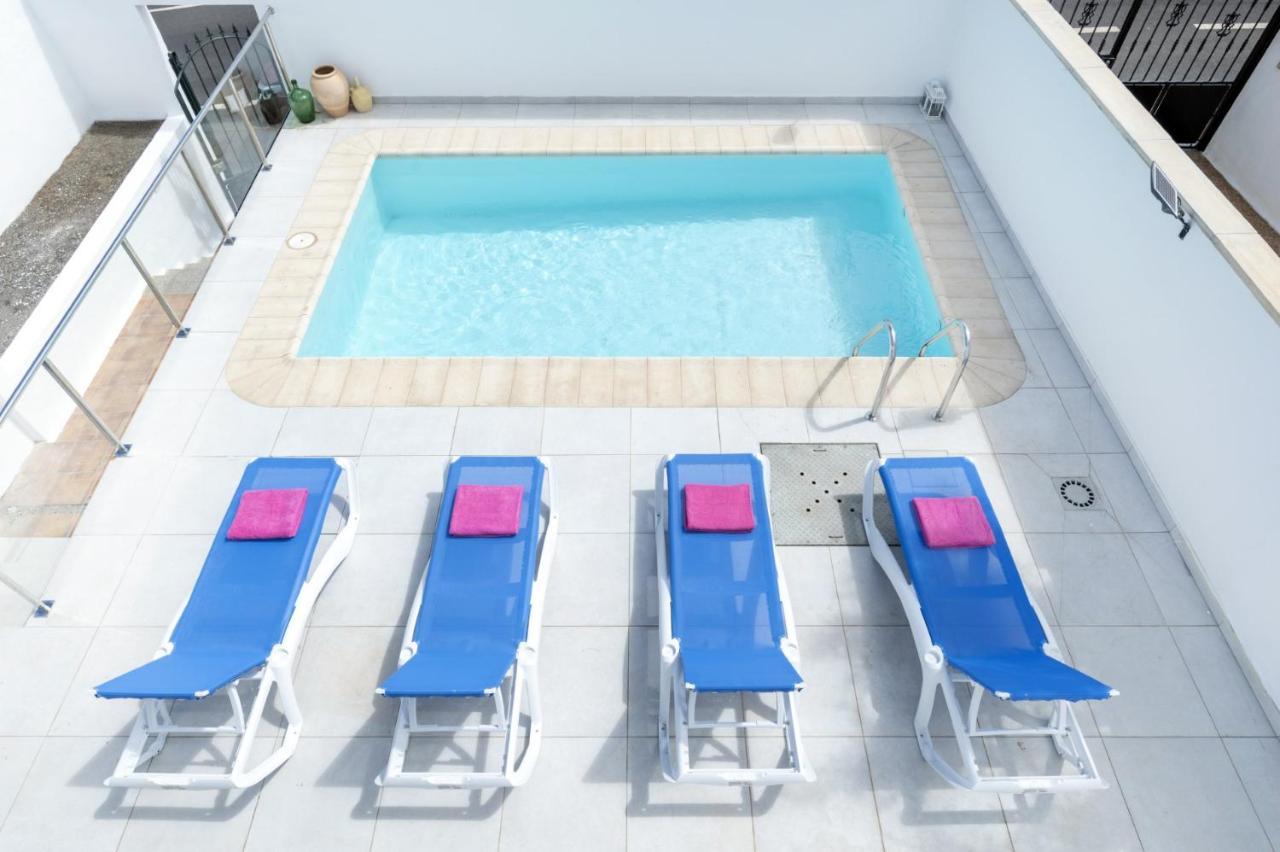 Sunny Side By Puerto del Carmen (Lanzarote)