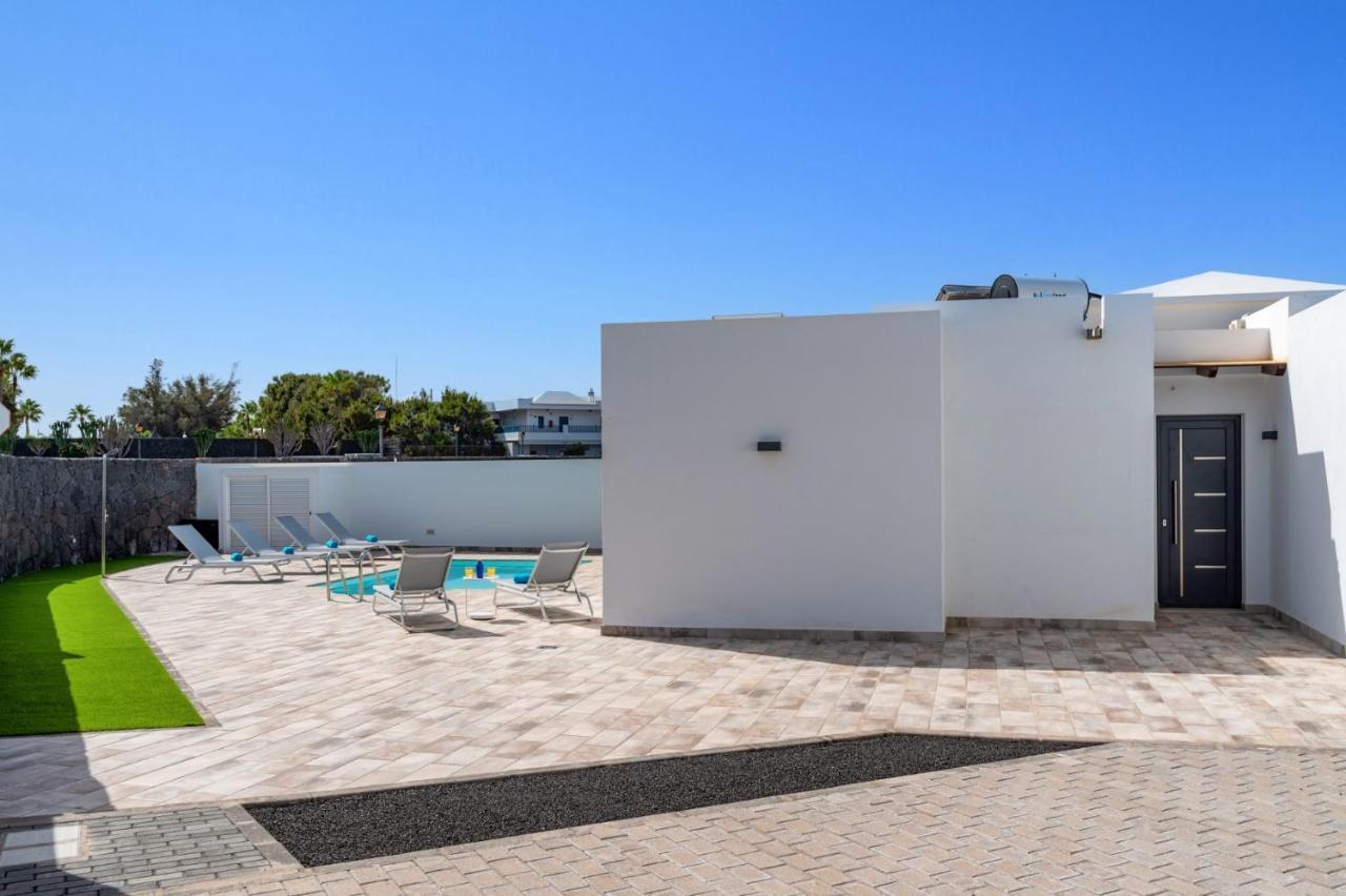 Villa La Nueva By