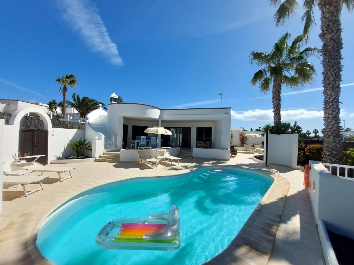 Sol Y Luna Near Playa Flamingo, Car Not Essential Villa *