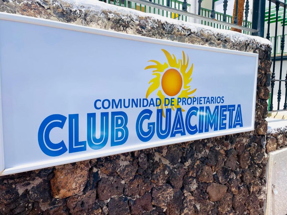 Relaxing Upper Floor Apartment- Exclusive Complex. Apartamento