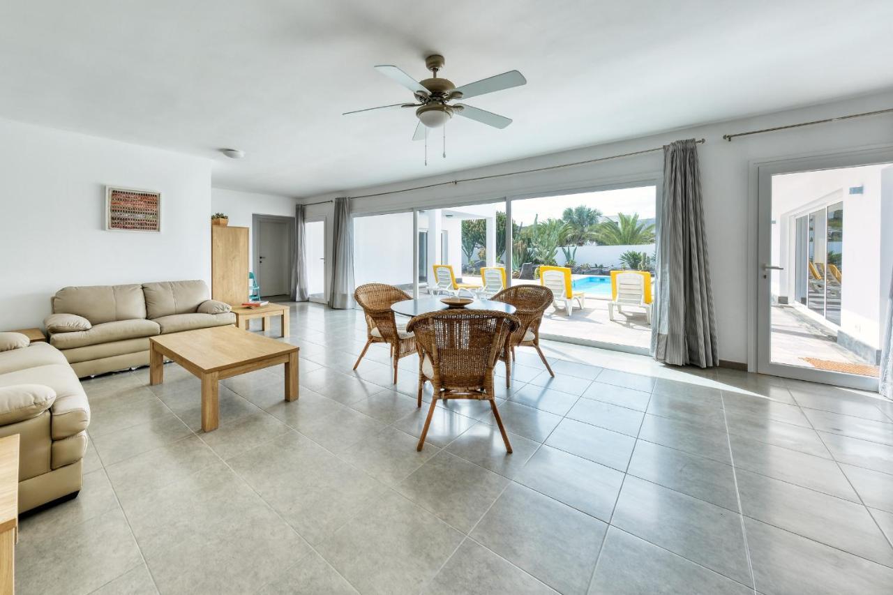 Casa Eden - Naturist Area, Private Pool And Bbq By Lanzarote Vacation Homes Holiday home