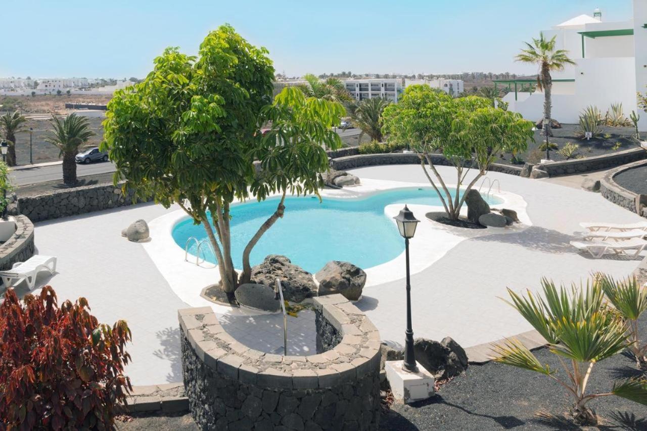 Om Con Piscina Y Vistas Al Mar *