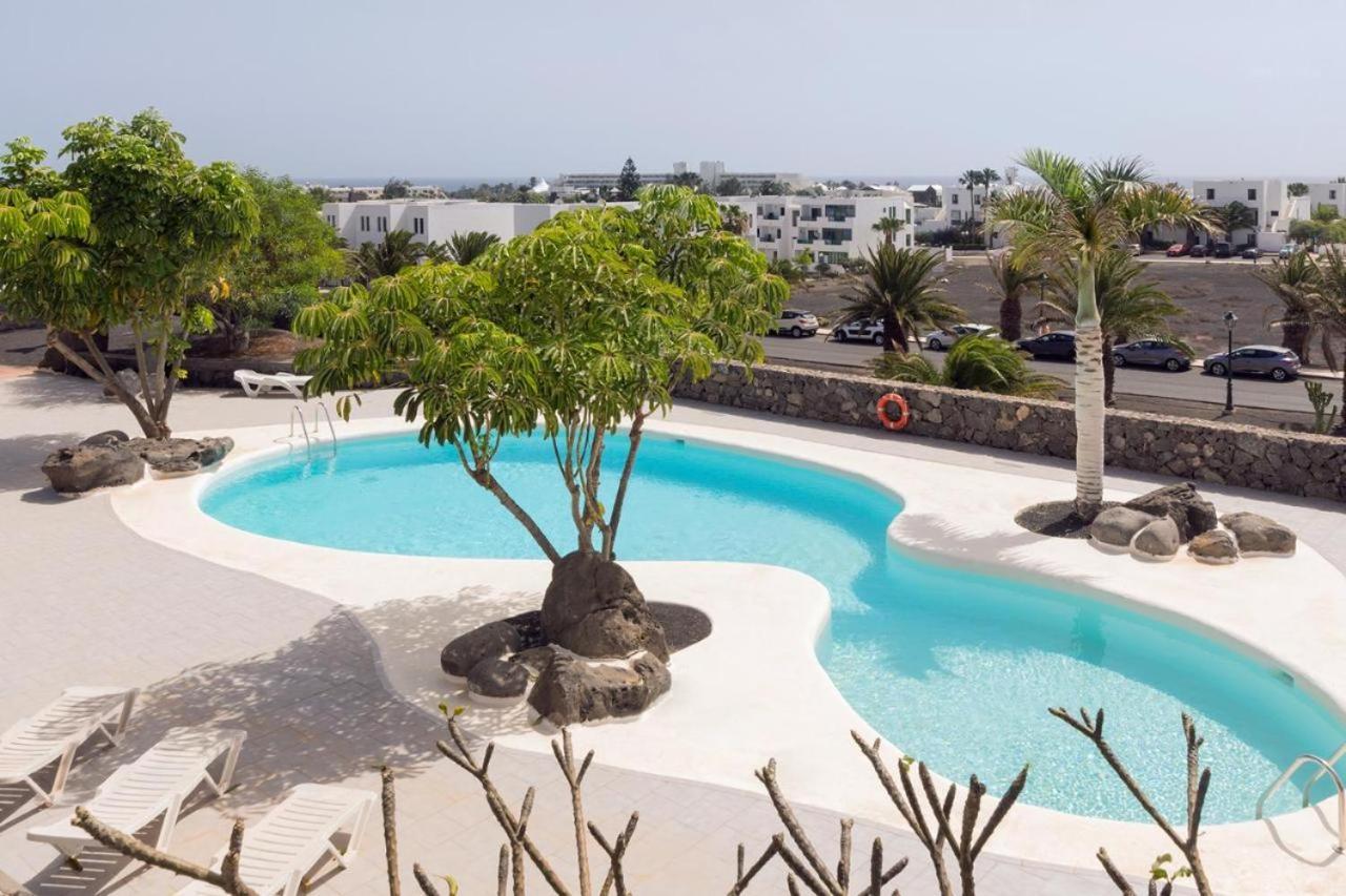 Apartamento Om Con Piscina Y Vistas Al Mar