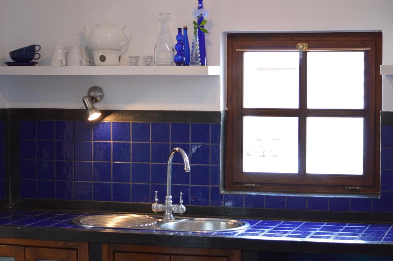 Stylish House In A Real With Private Garden Сasa de vacaciones Uga