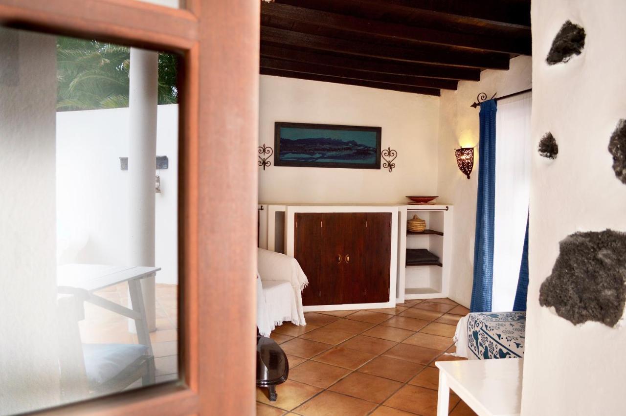 Stylish House In A Real With Private Garden *
