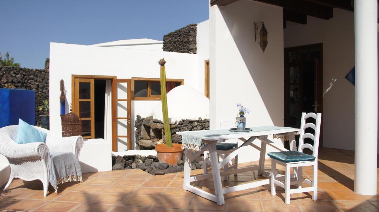 Stylish House In A Real With Private Garden *