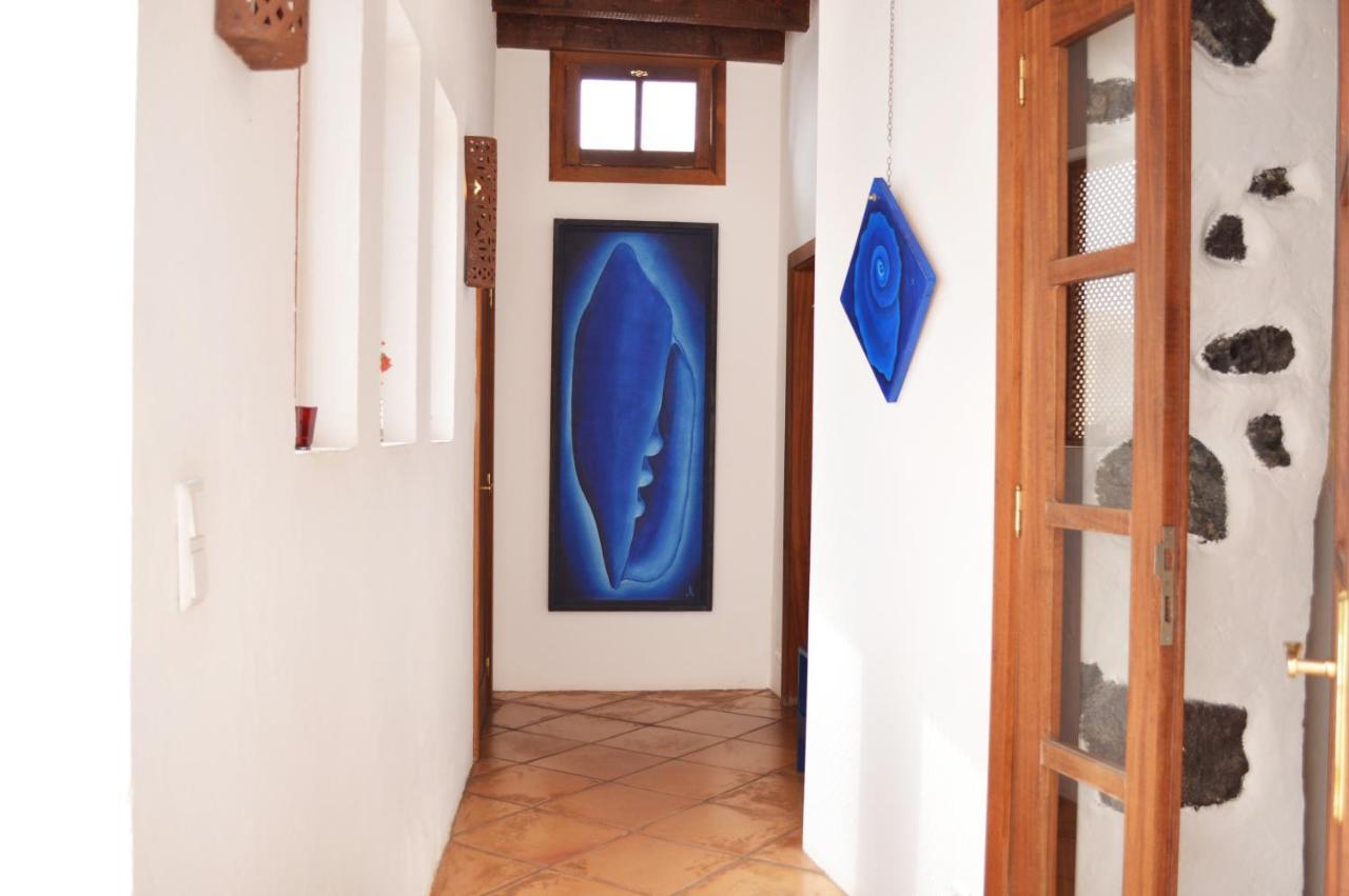 Сasa de vacaciones Stylish House In A Real With Private Garden