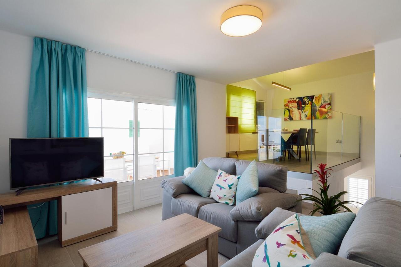 Lovely 3-bed In Puerto Del Carmen Villa