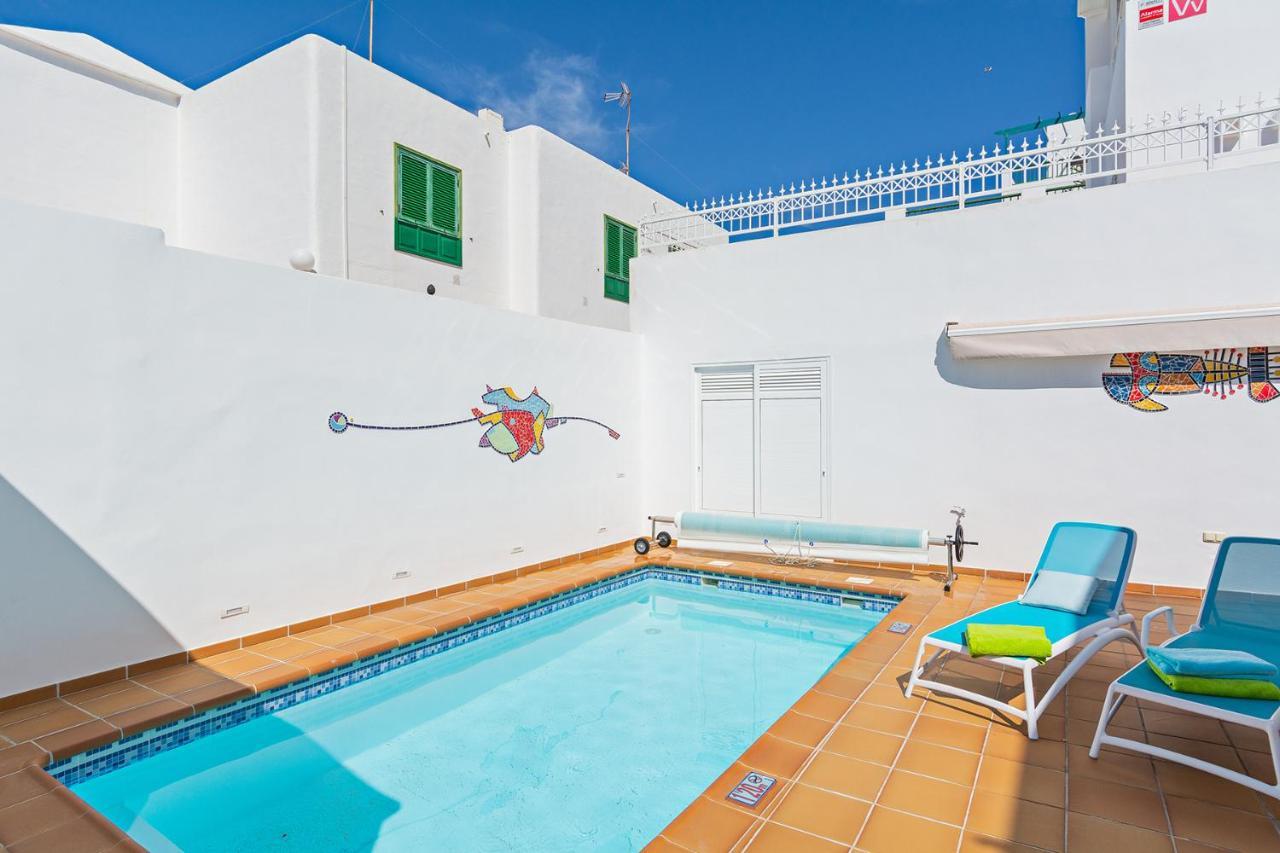 Villa Lovely 3-bed In Puerto Del Carmen