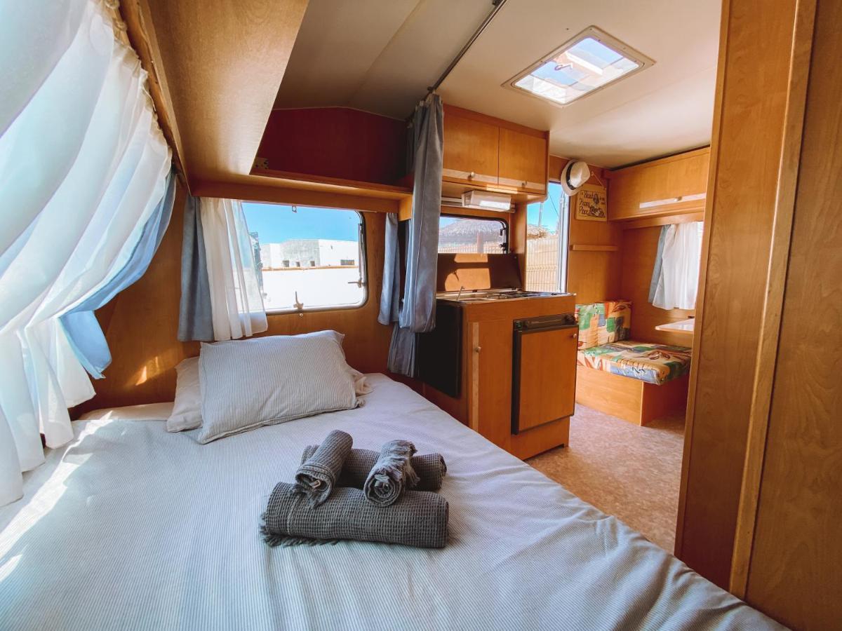 Luxury tent Glamping Caravan Lanzarote Tinajo